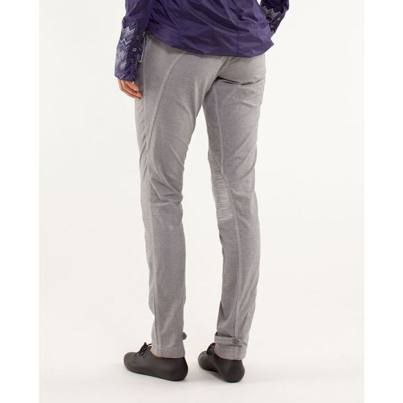 LULULEMON Pedal Power Pant Gray Cycling Relaxed Low Rise Pants Women Sz US 6 - Picture 2 of 14
